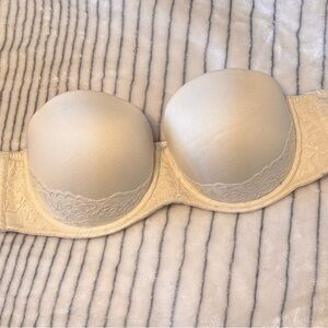 Torrid Cream Lace Underwire Bra